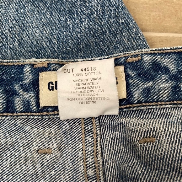 Y2K Guess Jeans | Size 30 - Picture 7 of 12